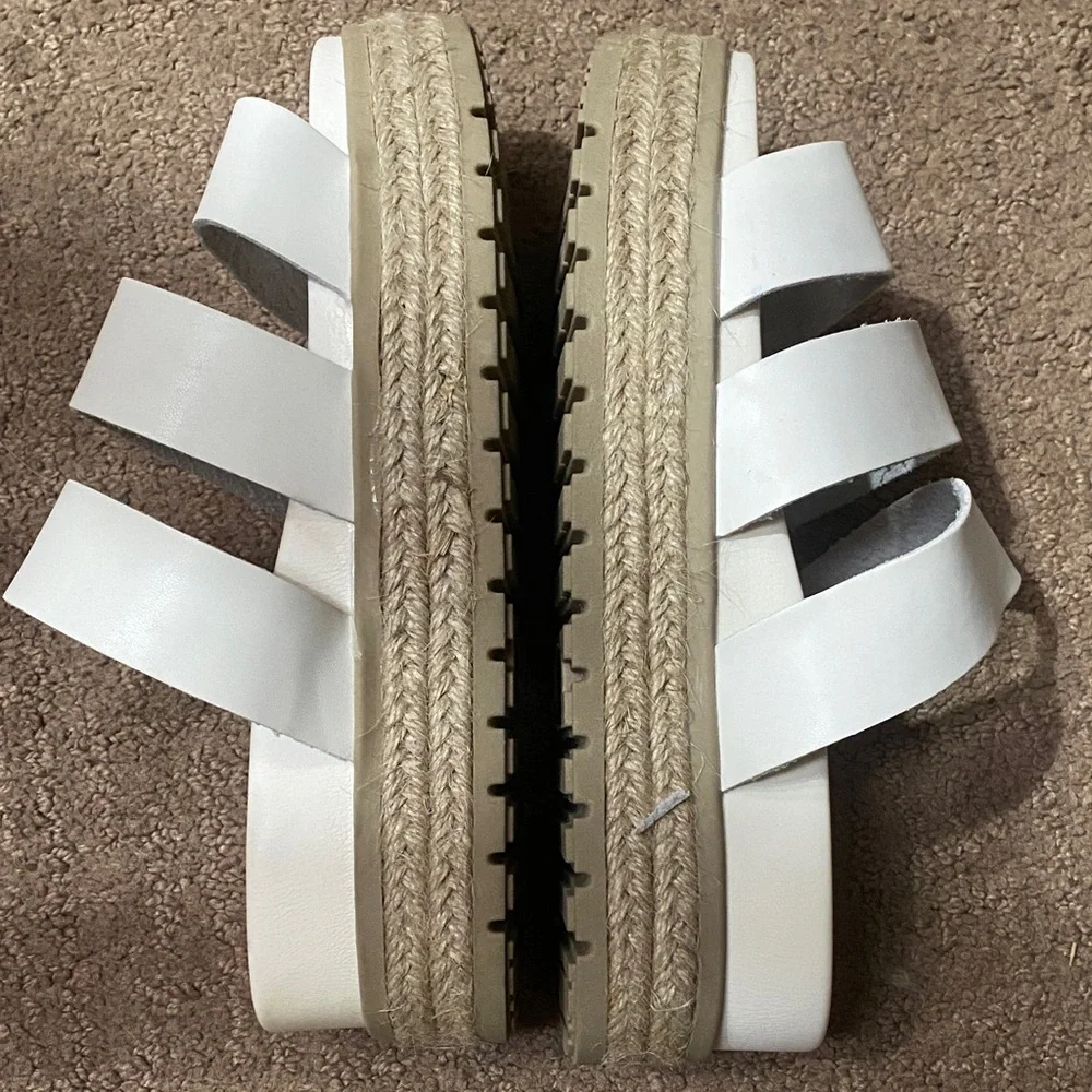 MIA Women's White Espadrille Platform Size 8 Sandals Summer Wedding Guest
